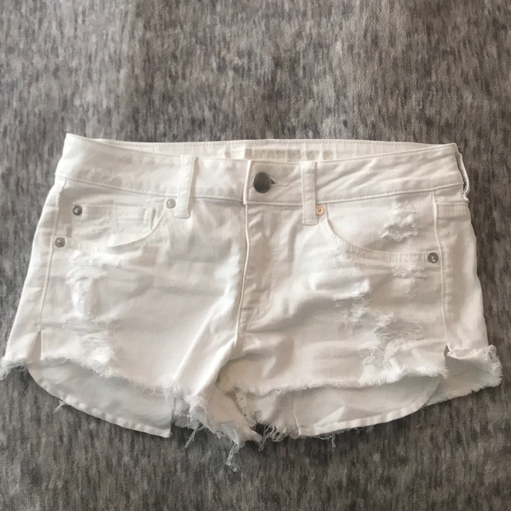 american eagle white jean shorts